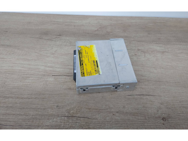 Блок управления двигателя 173238202 Mazda 626