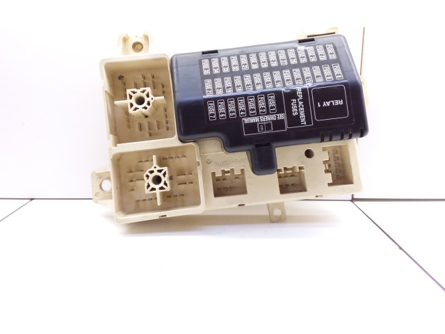 Блок предохранителей  XR8T14A067BA, 9010802991   Jaguar S-Type    