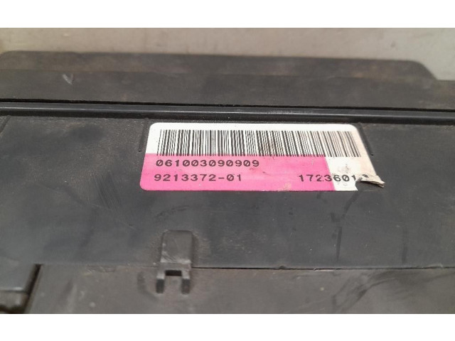 Блок предохранителей 9213372, 9213372 Mini One - Cooper R50 - 53