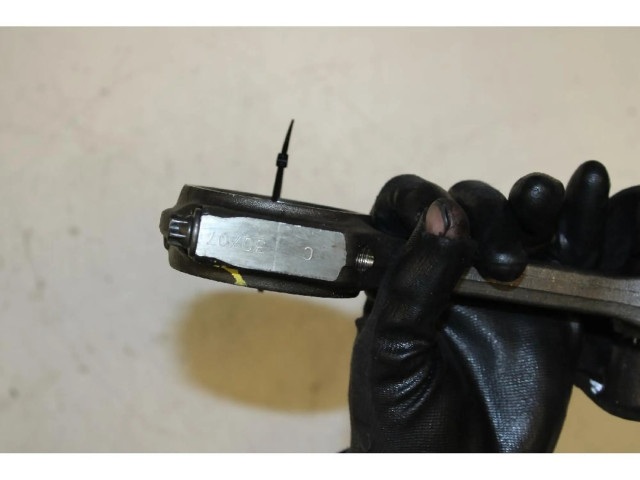 Поршень с шатуном Dodge Nitro для дизельного двигателя 2.8