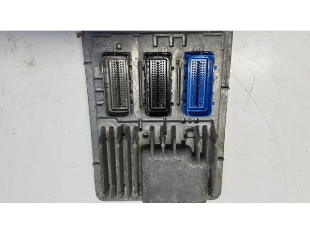 Блок управления двигателя 12670579 Opel Astra K