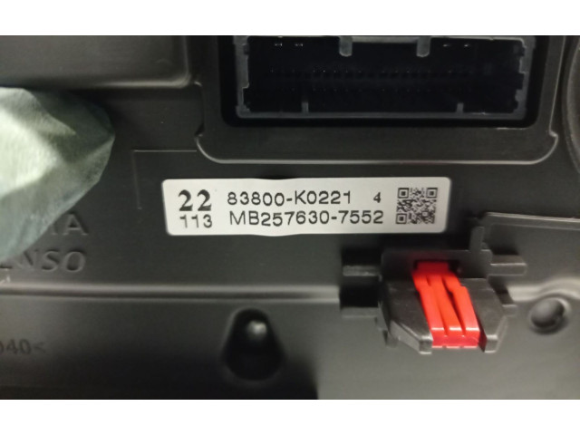 Přístrojová deska Toyota Yaris 2023 83800K0221, 83800K0221