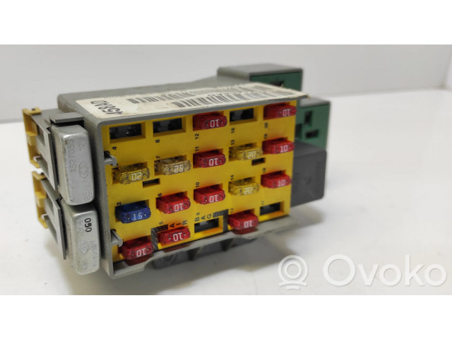 Pojistková skříňka 04671458AD Chrysler PT Cruiser 2000