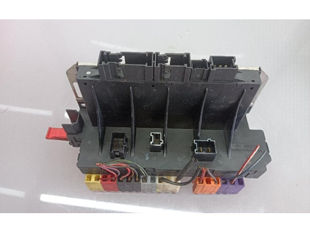 Pojistková skříňka 05045113 Mercede-Benz S W220 2013