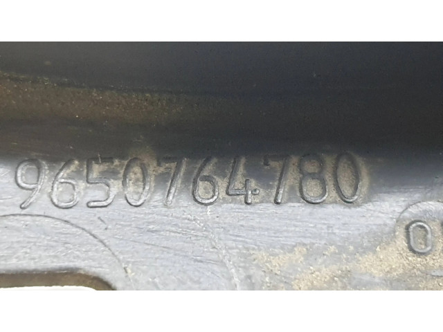 Vstřikovací lišta 9650764780 Citroen Berlingo pro benzínový motor 1.6