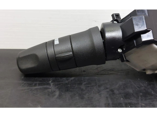 Включатель скорости стеклоочистителей 25260ED50A, 25260-ED50A   Nissan Note (E11)