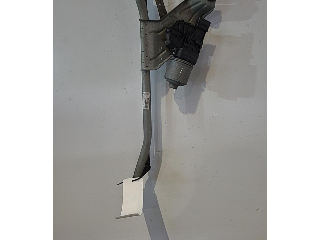 Моторчик дворников 8200619512    Dacia Duster