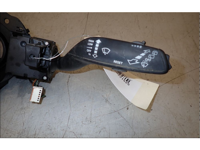 Ручка стеклоочистителей Audi Q5 SQ5