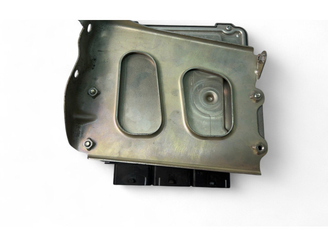 Блок управления двигателем ECU