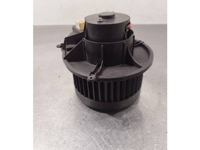 Вентилятор печки       Volvo XC90