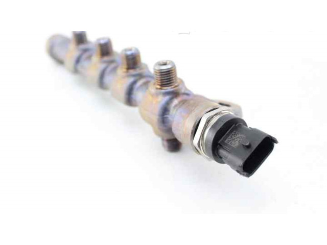 Топливная рампа 55215208, 0445214192 Alfa Romeo Giulietta