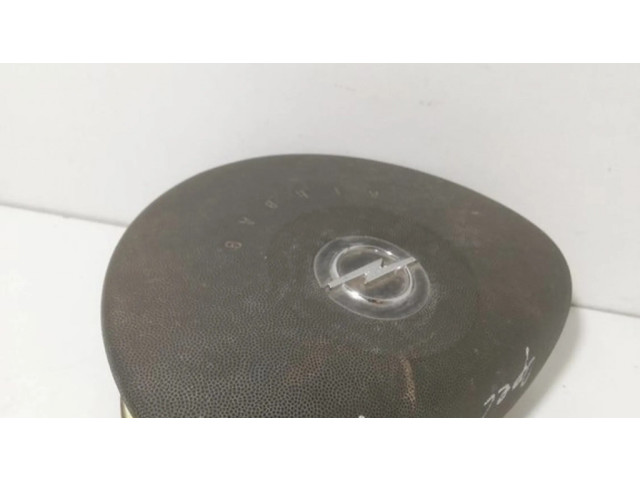 Подушка безопасности водителя 18111373, DAA41948997 Opel Combo C