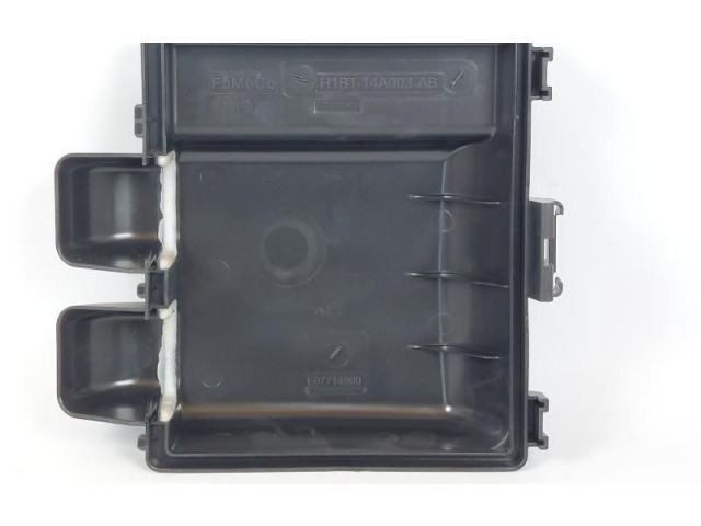 Блок предохранителей H1BT14A003AB, H1BT-14A003-AB   Ford Puma    