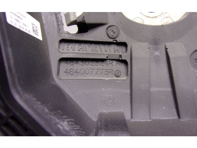 Руль Dacia Duster - года 484000919R, 484302824R