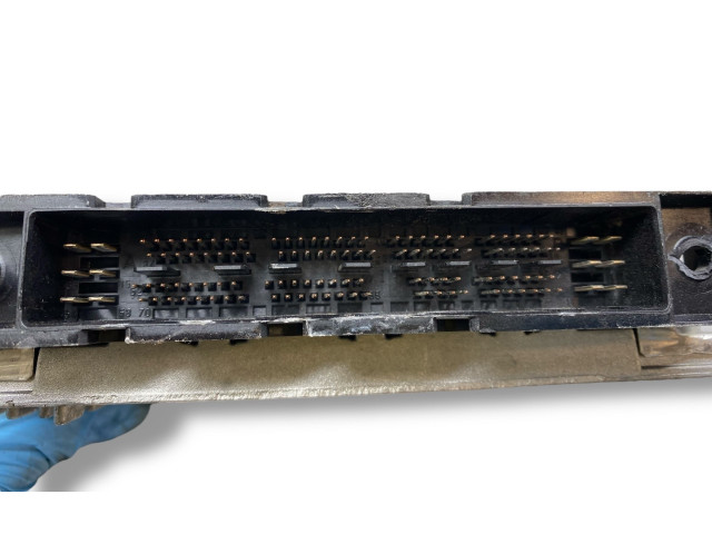 Блок управления двигателя 0281011441, 1039S04101 Volvo S60