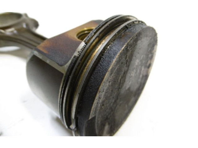 Поршень Audi A3 S3 8L