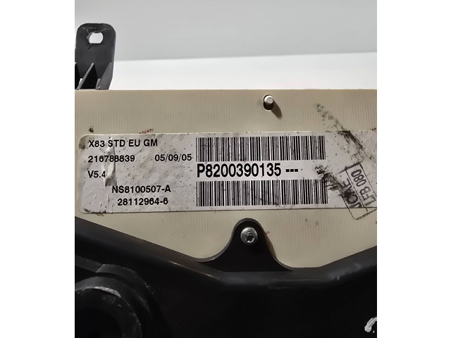 Панель приборов P8200390135, 216788839   Renault Trafic II (X83)       