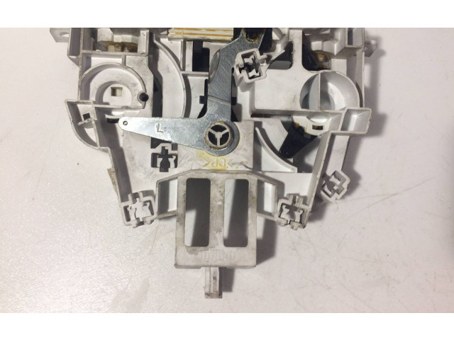 Блок управления климат-контролем    Mazda 323