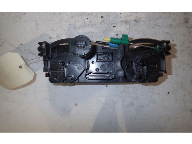 Блок управления климат-контролем Mitsubishi Colt