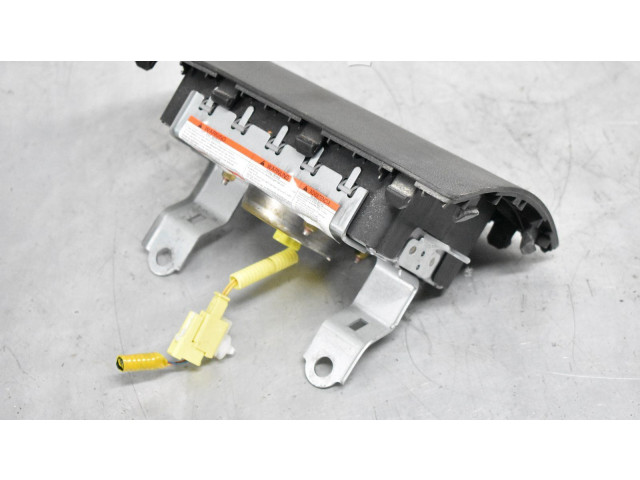 Подушка безопасности пассажира    Suzuki Ignis