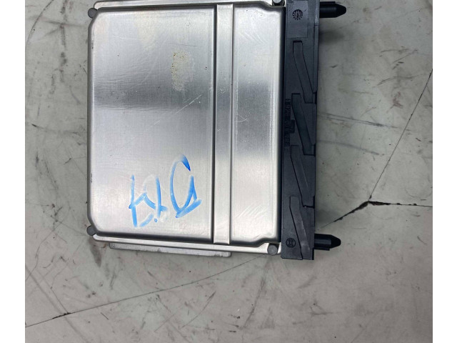 Блок управления двигателя 08675760A, 0261207712   Volvo V70