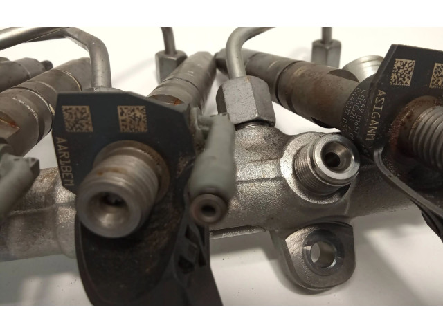 Комплект форсунок A6510702801, 28447441    Mercedes-Benz GLC C253   