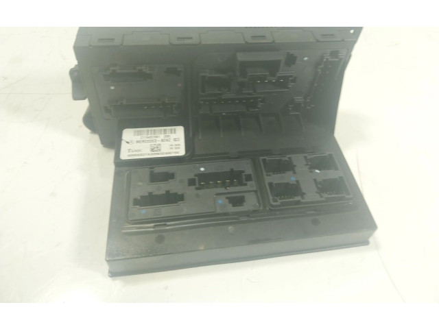 Pojistková skříňka Řídící jednotka BSM A2115457801, A2115457001 Mercedes-Benz CLS AMG C219 2006
