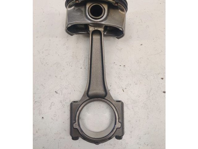  Поршень с шатуном  53022257AE, 53022257AA  Ram 1500  