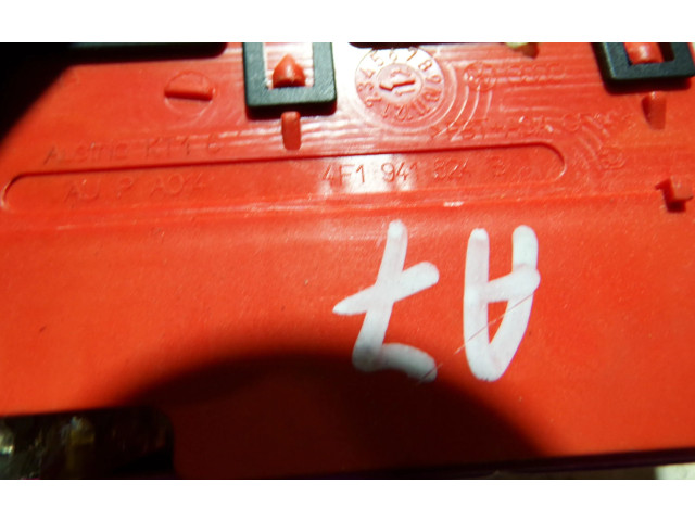 Блок предохранителей 4F1941824B   Audi A7 S7 4G    