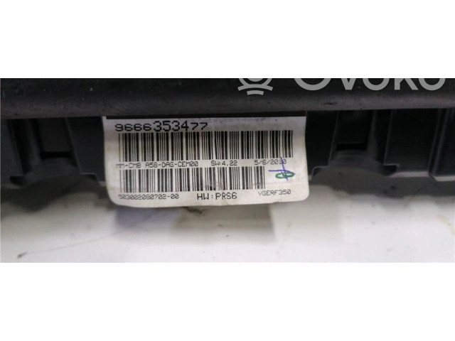 Přístrojová deska Citroen C3 Picasso 2011 555002081400, 0090059