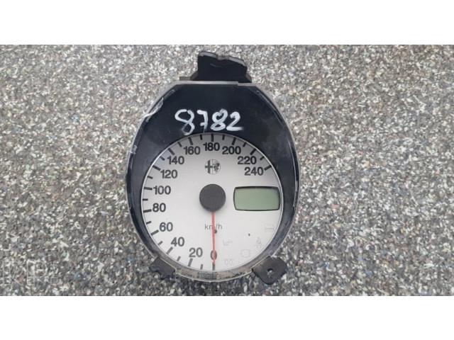 Панель приборов 60672662 Alfa Romeo 156