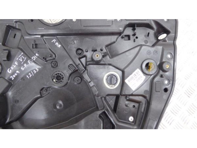 Панель приборов 5K0837756G, 5K1837730   Volkswagen Golf VI       