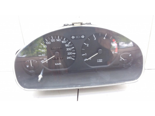 Панель приборов MR114277, 0P0179001 Mitsubishi Carisma