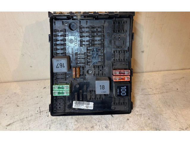 Pojistková skříňka 1K0937124P Skoda Octavia Mk2 (1Z) 2006