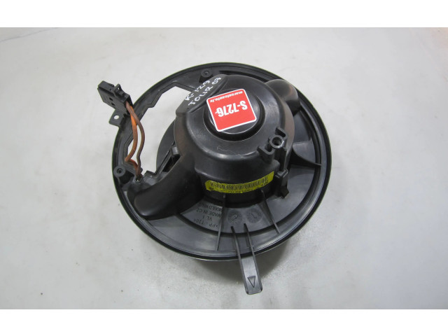 Вентилятор печки    1K1820015E, F995427D   Volkswagen Touran I