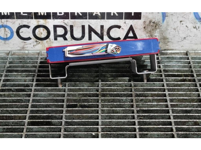 Блок управления двигателя 88801FG080, 10023849   Subaru Forester SH