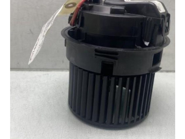 Вентилятор печки 272102762R Dacia Duster II