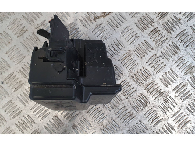 Pojistková skříňka 252361535R Renault Captur II 2021