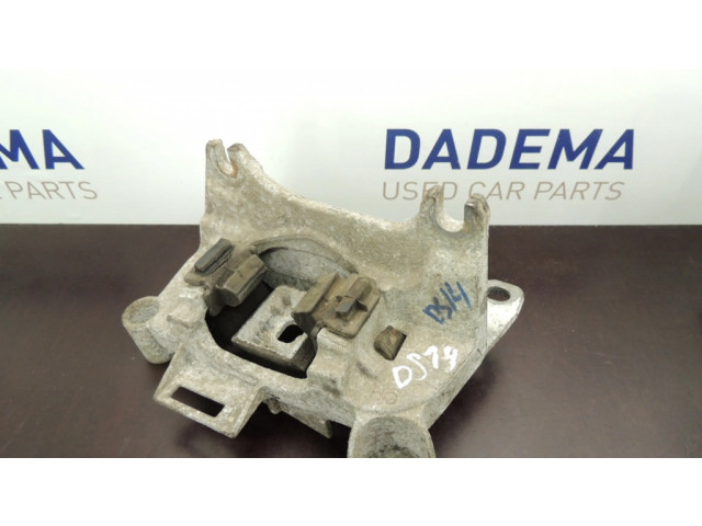 Подушка двигателя