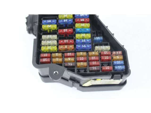 Pojistková skříňka Řídící jednotka BSM 8N0970165E   Audi TT Mk1 2002