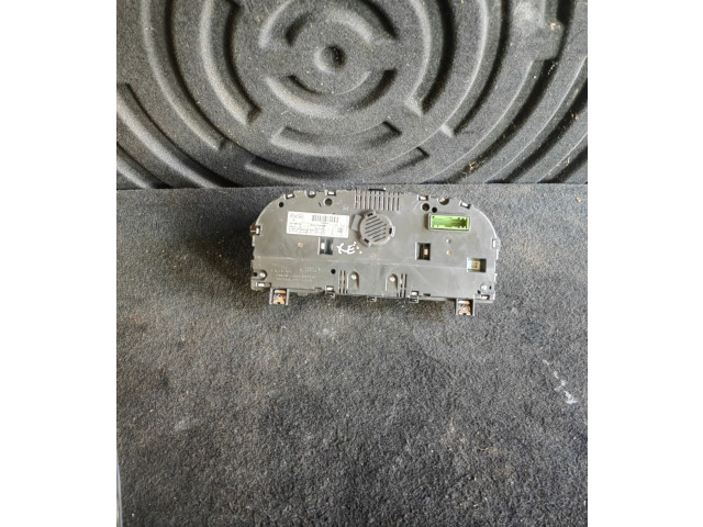 Панель приборов HK8310849BF Jaguar XE