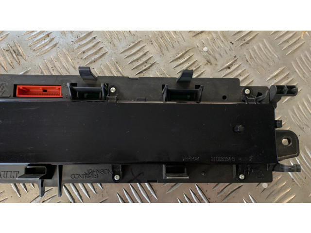 Панель приборов P8200704463A   Renault Scenic II -  Grand scenic II       