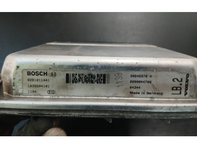 Блок управления двигателя 30646978A, 0281011441   Volvo XC90