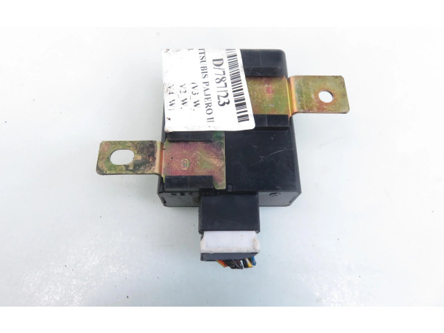 Блок управления 3213425020, MB886391   Mitsubishi Pajero