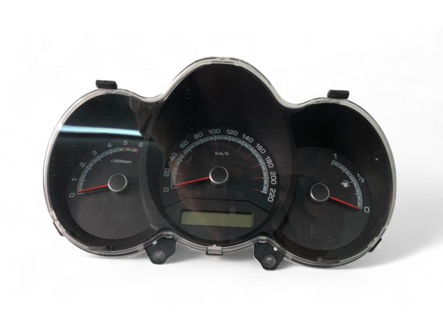 Панель приборов 940041P510 KIA Venga