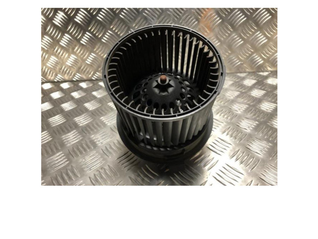 Вентилятор печки    272100975R, 272100975R   Dacia Sandero