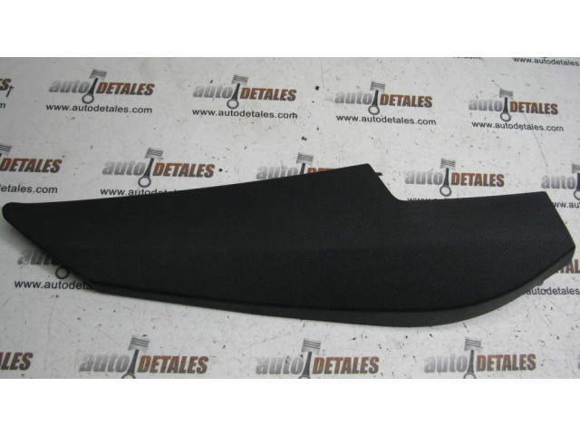 Другая деталь салона