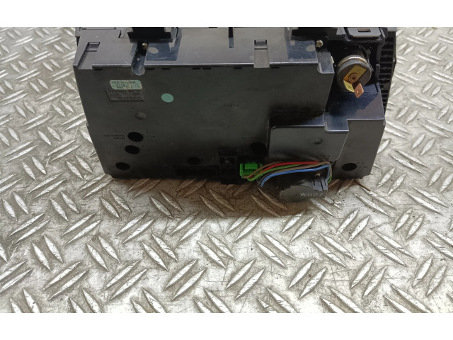 Блок управления климат-контролем    Volvo V70