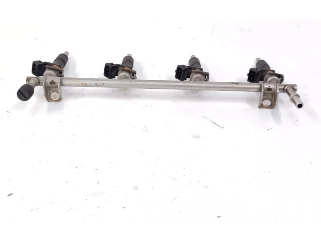 Vstřikovač 55353806 Opel Zafira C A18XER