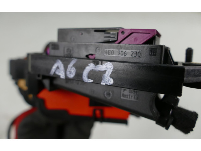 Pojistková skříňka 8K0941824 Audi A6 S6 C7 4G 2013